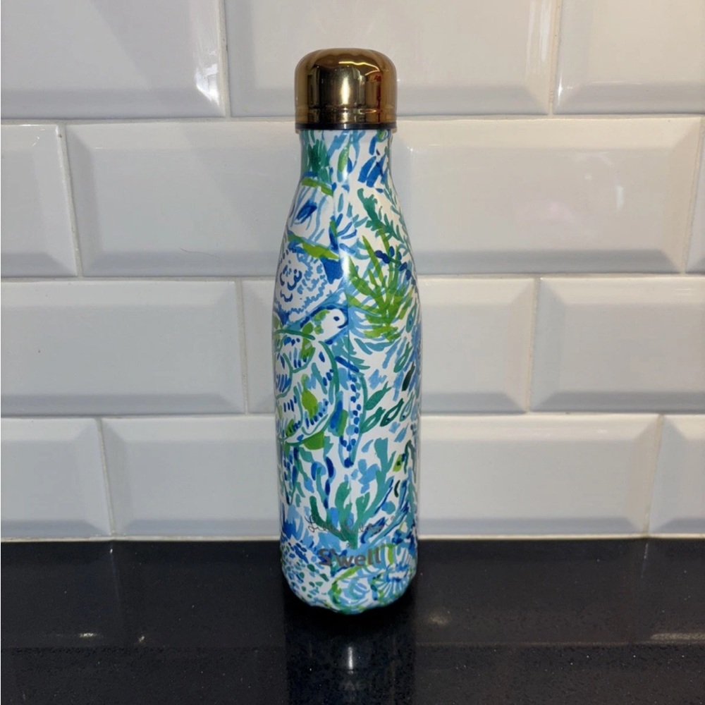 Lilly Pulitzer Swell Water Bottle Blue Green Turtle Fish Seaweed Metal